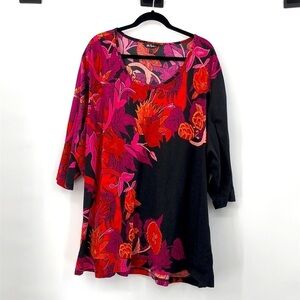 3/$25 Ultra Popken Size 32/34 Floral and Leaf print T-shirt Style Top